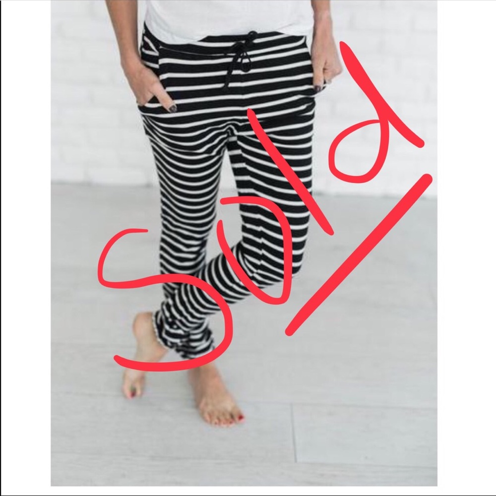 Mindy Mae's market loungers! Run small